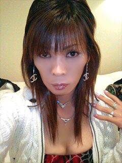 尾崎 友香さん