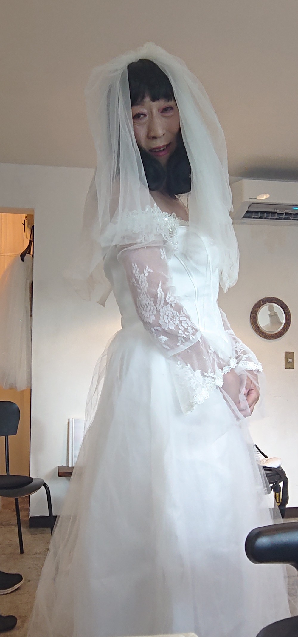 友里さん