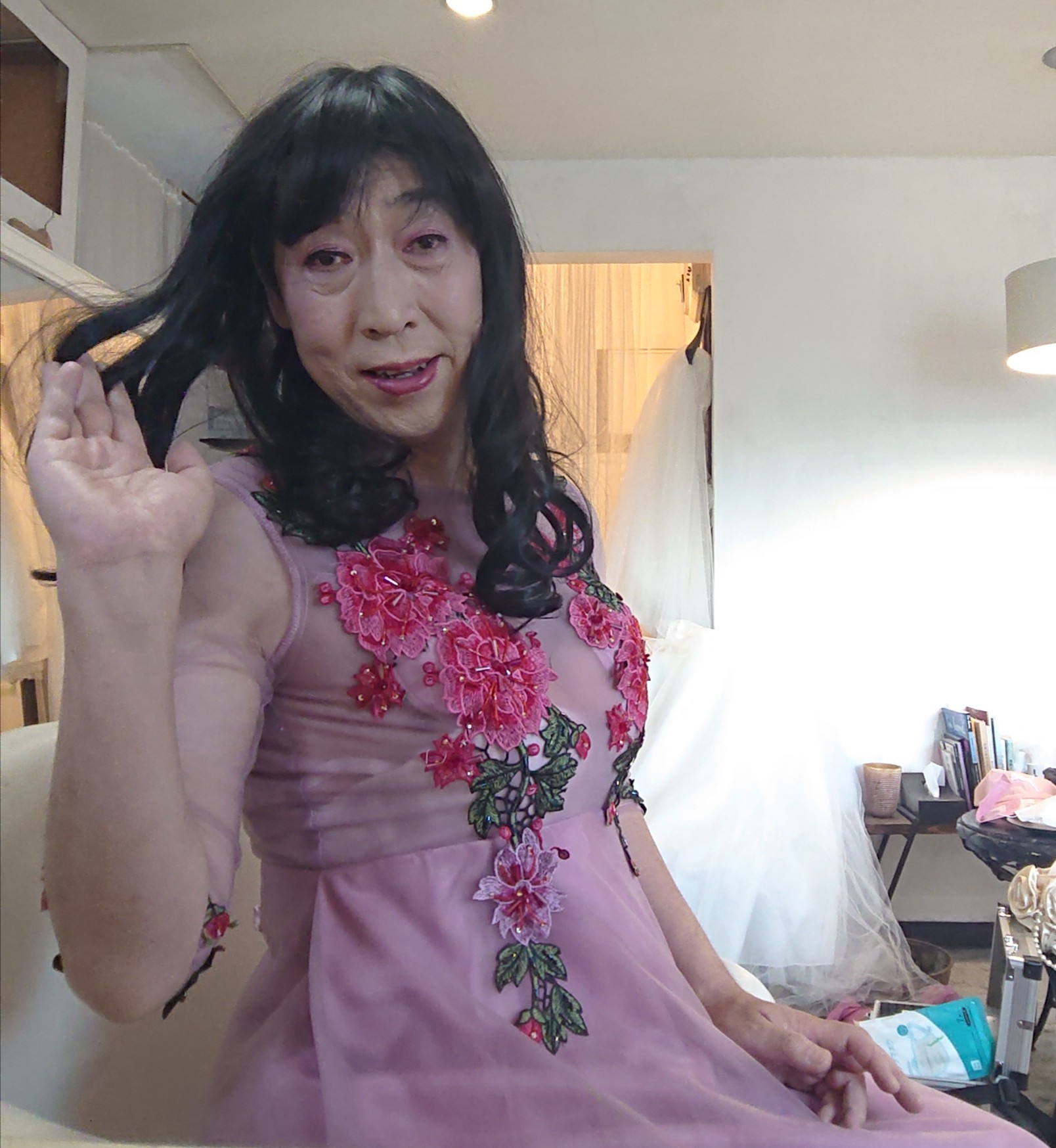 友里さん