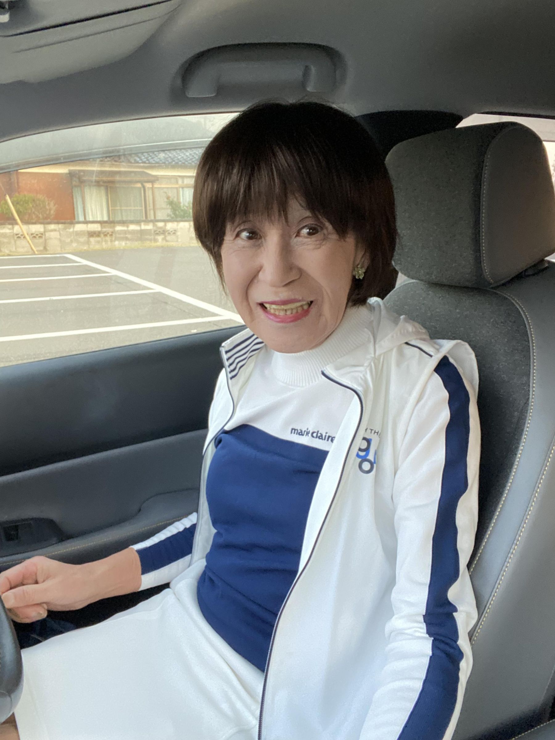 真理子さん