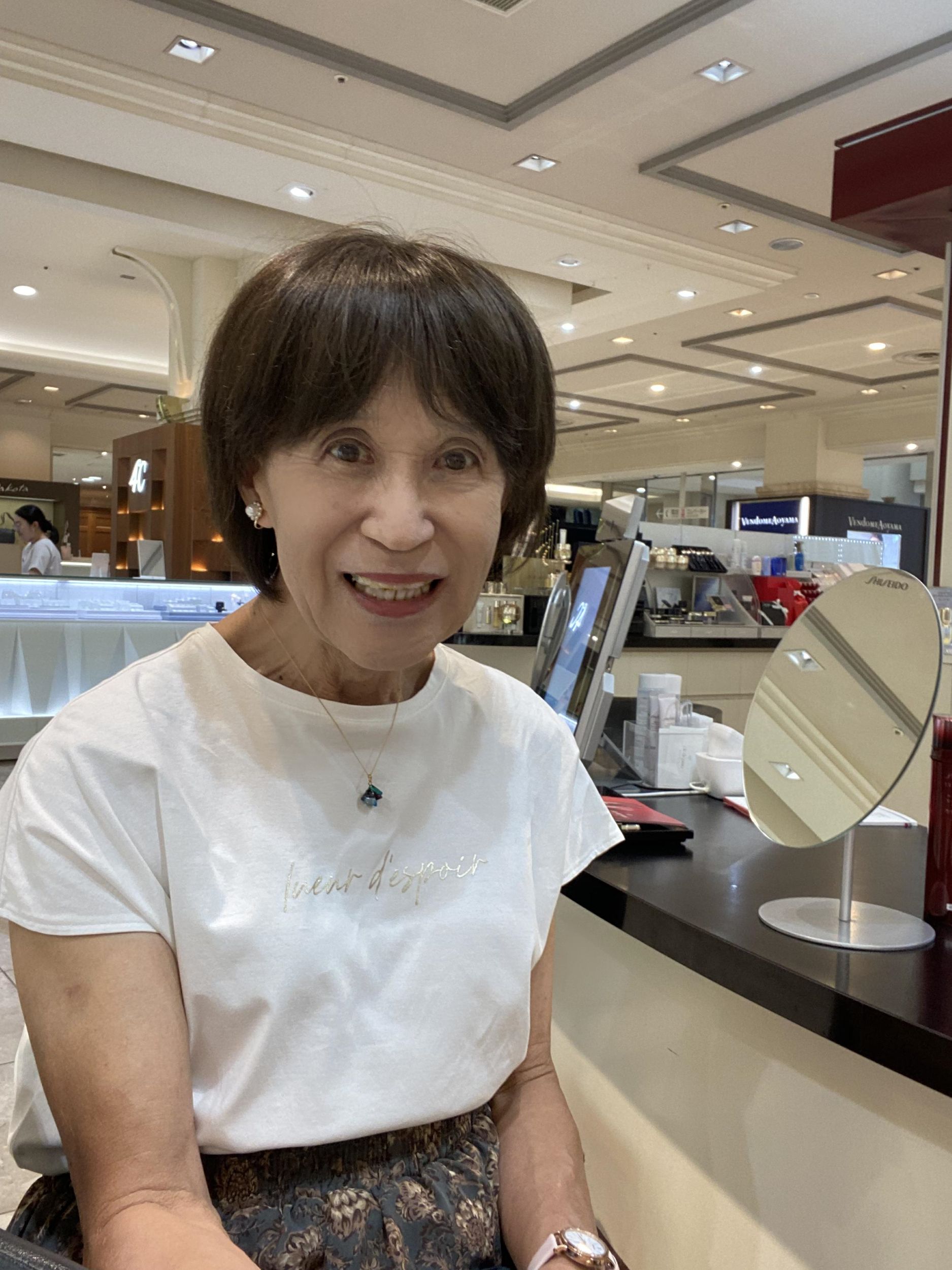 真理子さん