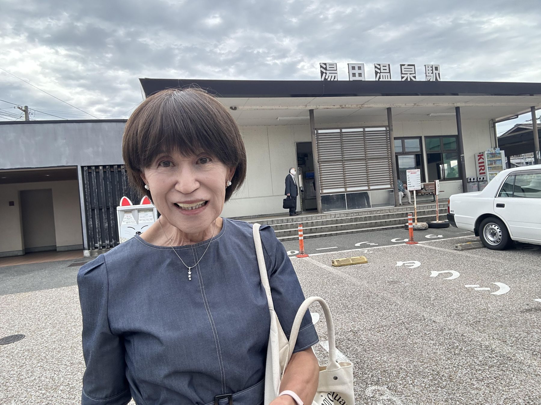 真理子さん
