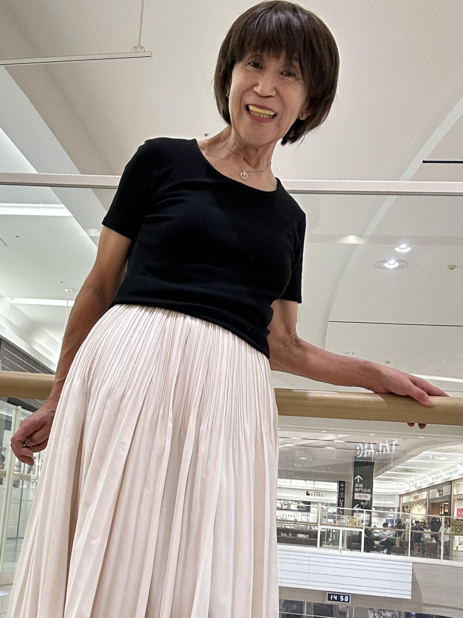 真理子さん